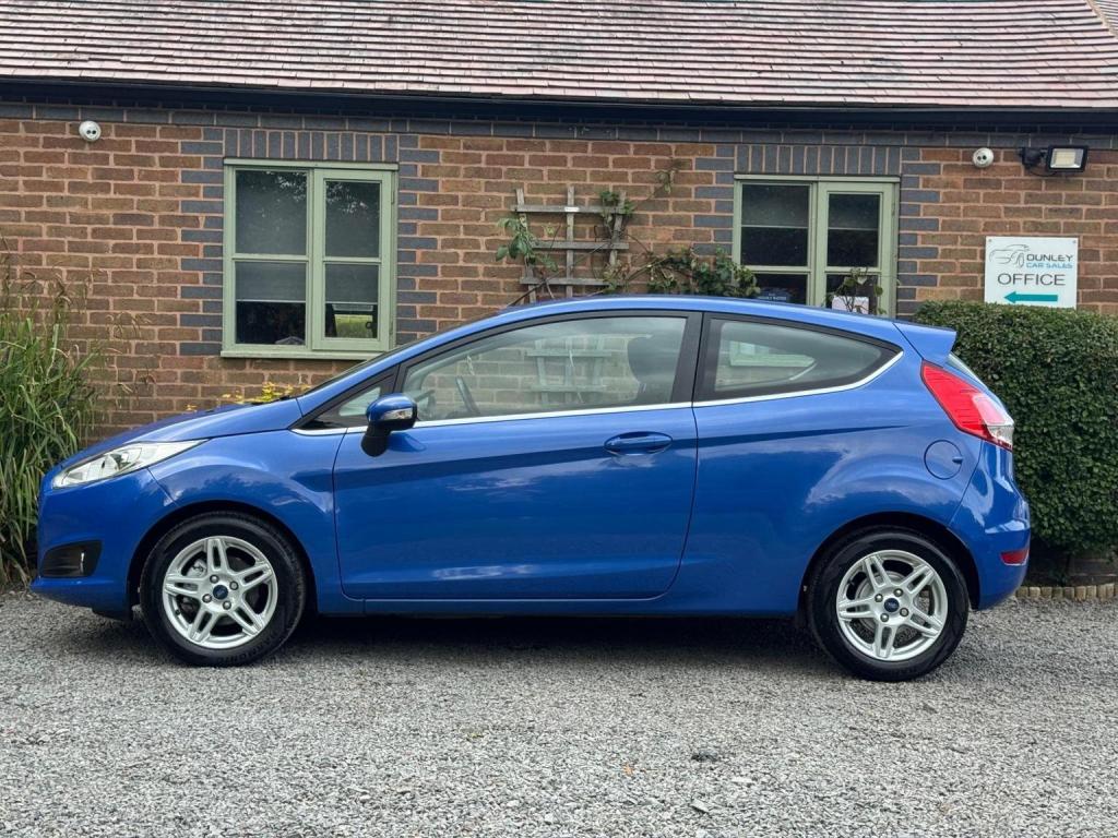 FORD FIESTA 1.0T EcoBoost Zetec Euro 5 (s/s) 3dr 2014