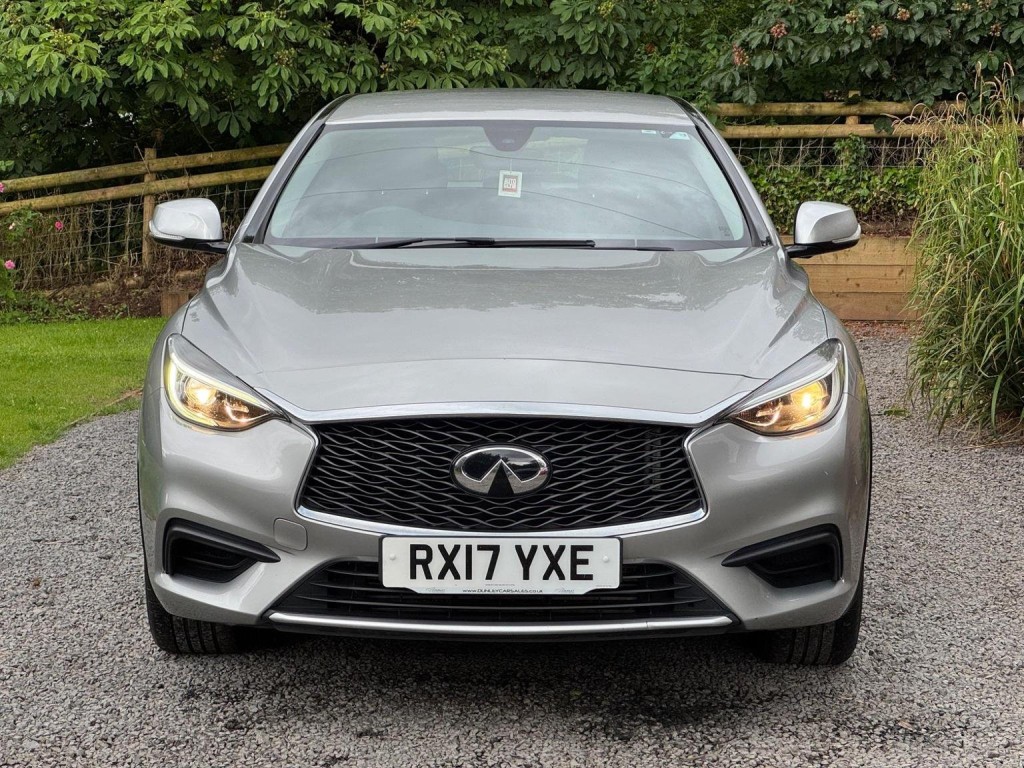 INFINITI Q30 1.5d SE Euro 6 (s/s) 5dr 2017