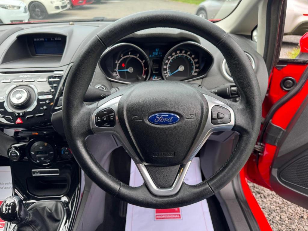 FORD FIESTA 1.0T EcoBoost Titanium Euro 5 (s/s) 5dr 2014