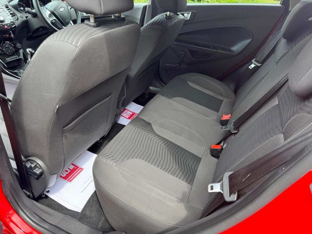 FORD FIESTA 1.0T EcoBoost Titanium Euro 5 (s/s) 5dr 2014