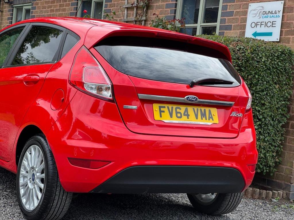 FORD FIESTA 1.0T EcoBoost Titanium Euro 5 (s/s) 5dr 2014