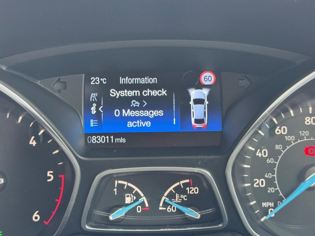 FORD FOCUS 1.6 TDCi Titanium Euro 5 (s/s) 5dr 2015