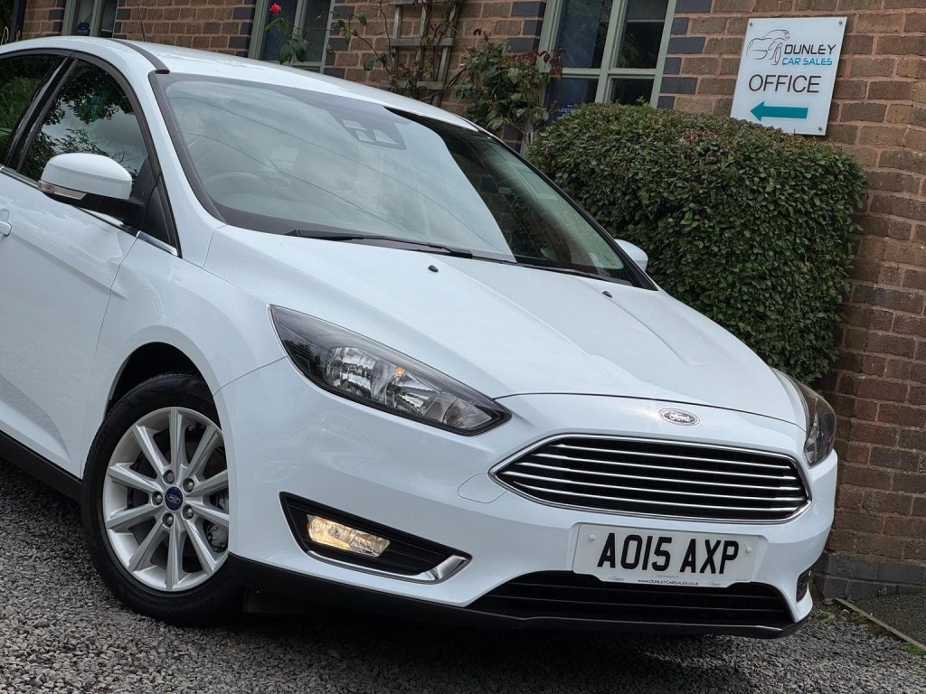 FORD FOCUS 1.6 TDCi Titanium Euro 5 (s/s) 5dr 2015