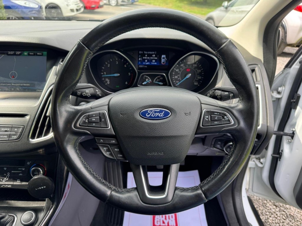 FORD FOCUS 1.6 TDCi Titanium Euro 5 (s/s) 5dr 2015
