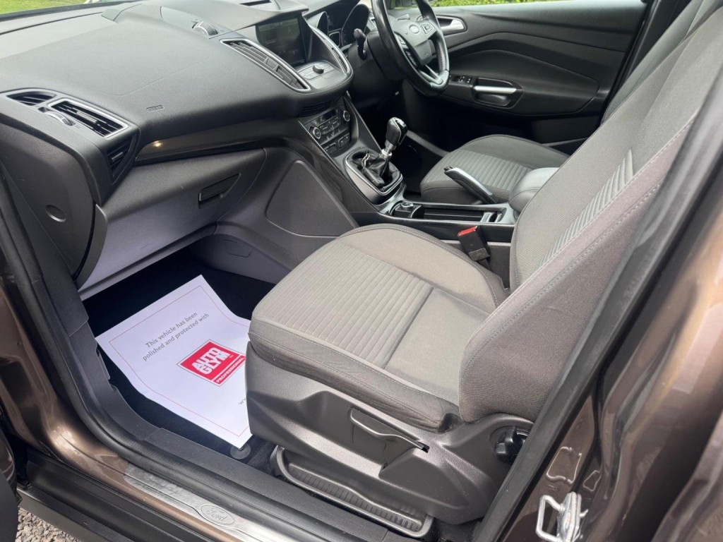 FORD GRAND C-MAX 1.5 TDCi Titanium Euro 6 (s/s) 5dr 2015