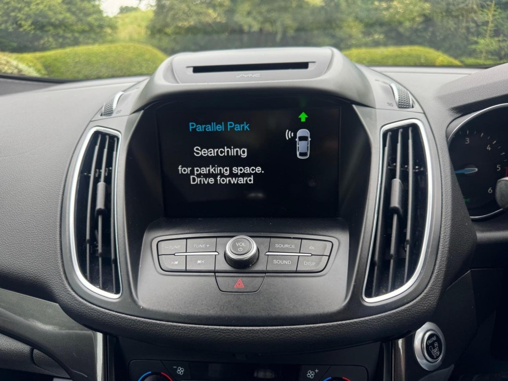 FORD GRAND C-MAX 1.5 TDCi Titanium Euro 6 (s/s) 5dr 2015