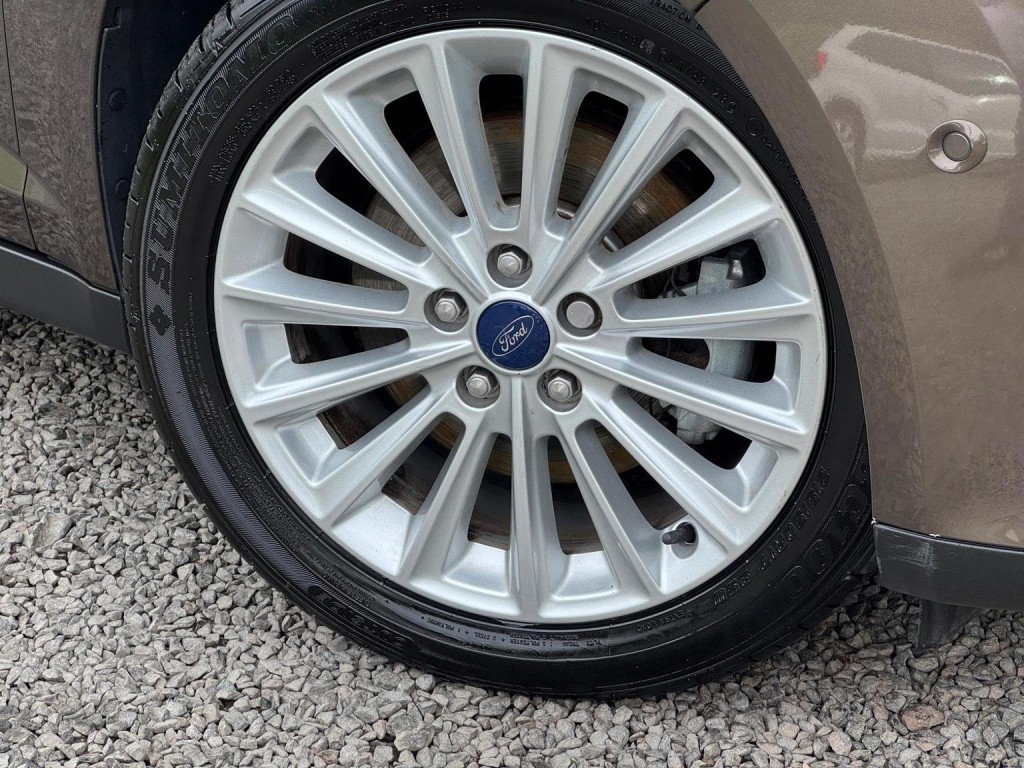 FORD GRAND C-MAX 1.5 TDCi Titanium Euro 6 (s/s) 5dr 2015