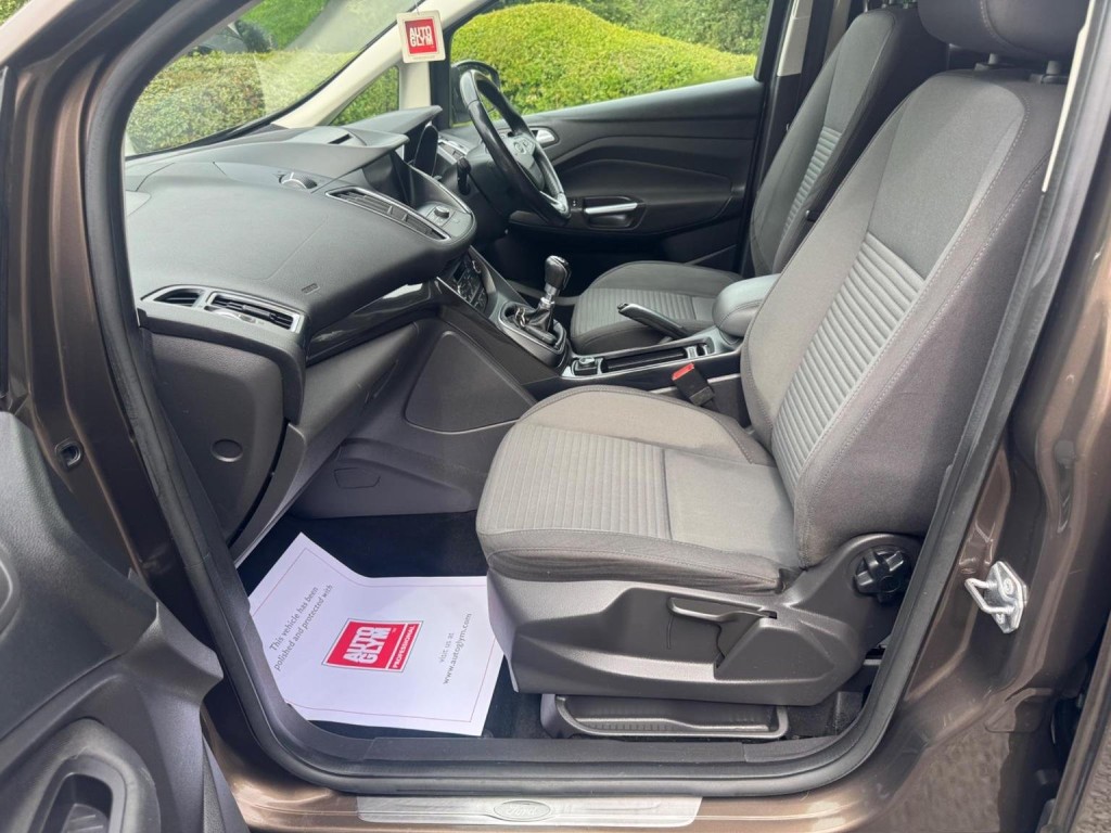 FORD GRAND C-MAX 1.5 TDCi Titanium Euro 6 (s/s) 5dr 2015