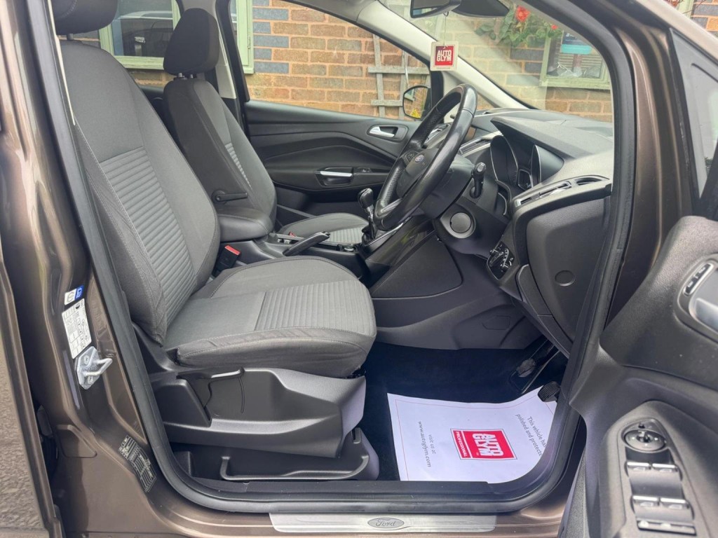 FORD GRAND C-MAX 1.5 TDCi Titanium Euro 6 (s/s) 5dr 2015