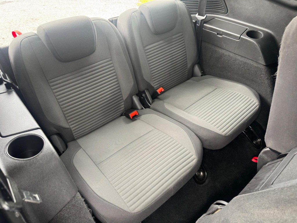 FORD GRAND C-MAX 1.5 TDCi Titanium Euro 6 (s/s) 5dr 2015