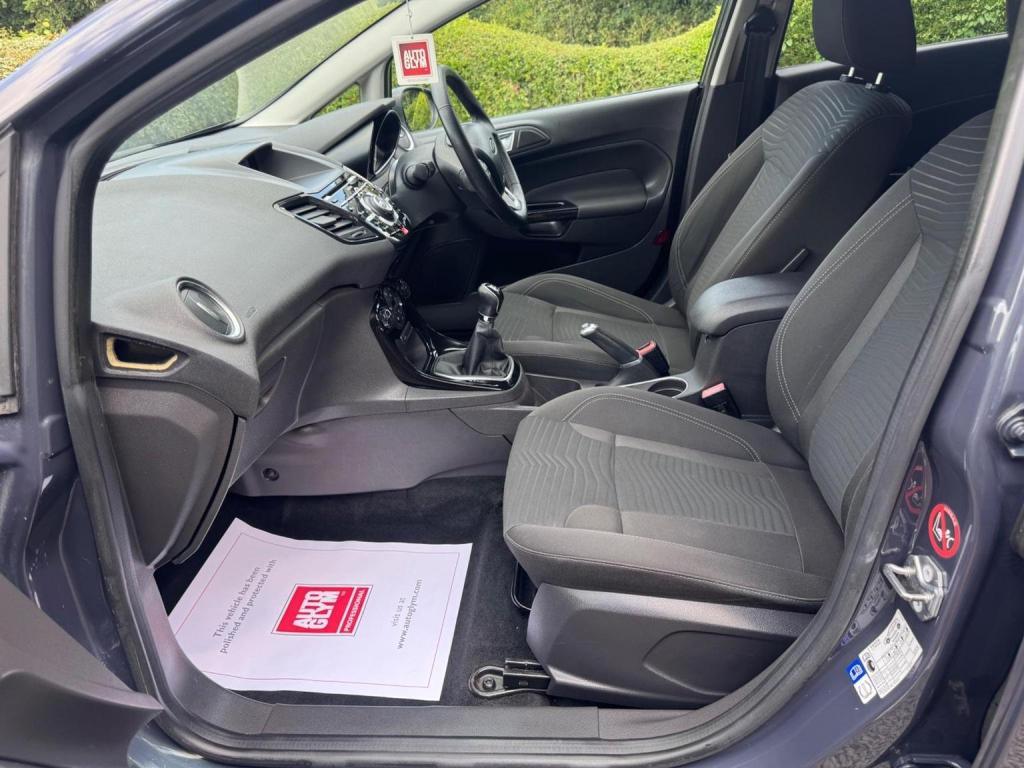 FORD FIESTA 1.0T EcoBoost Titanium Euro 5 (s/s) 5dr 2015