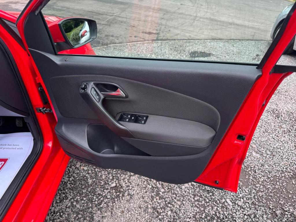 VOLKSWAGEN POLO 1.2 Match Euro 5 5dr 2012