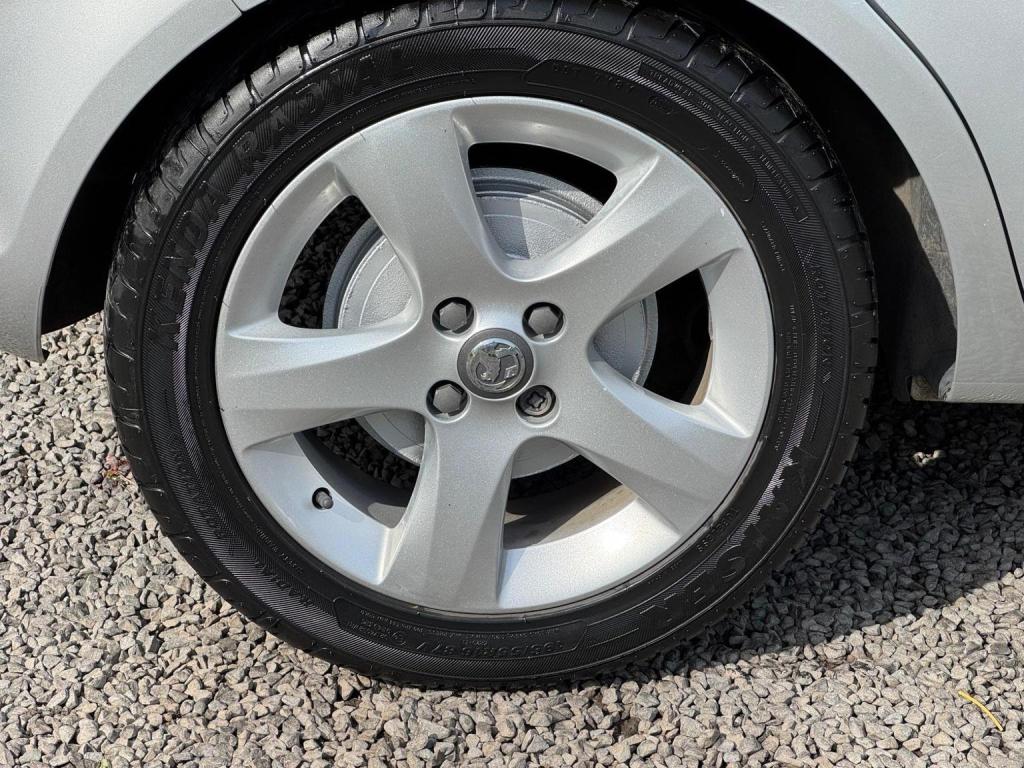 VAUXHALL CORSA 1.2 16V SXi Euro 5 5dr (A/C) 2013