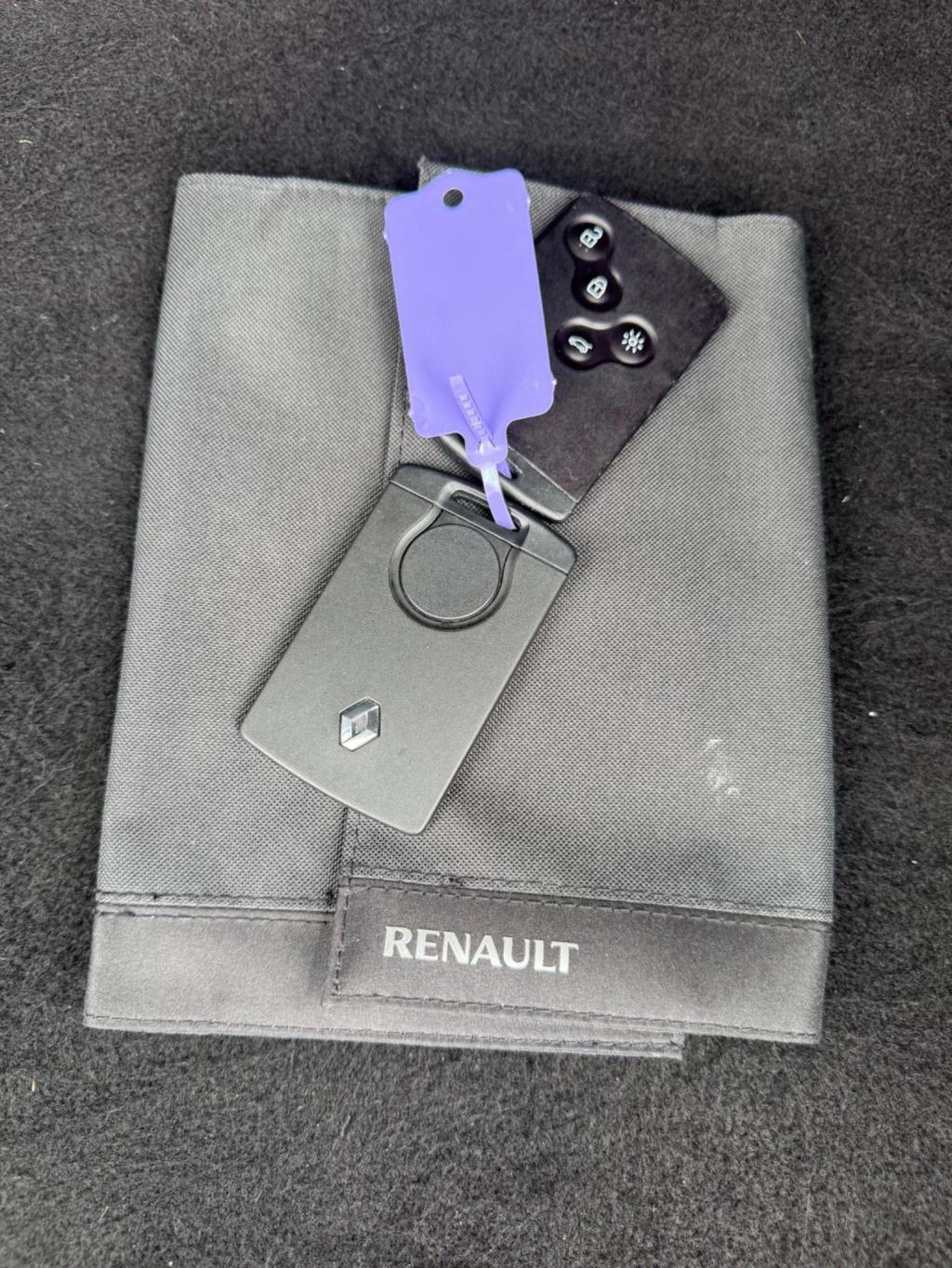 RENAULT CLIO 0.9 TCe Dynamique Nav Euro 6 (s/s) 5dr 2016