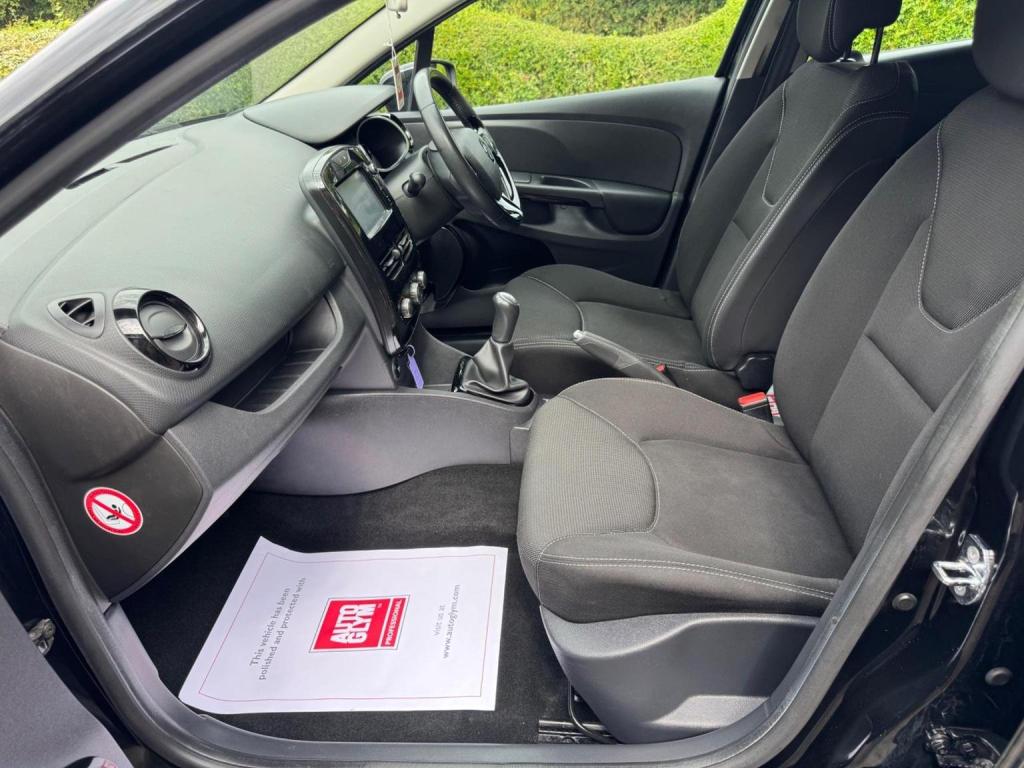 RENAULT CLIO 0.9 TCe Dynamique Nav Euro 6 (s/s) 5dr 2016