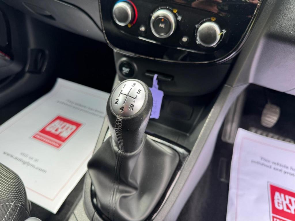 RENAULT CLIO 0.9 TCe Dynamique Nav Euro 6 (s/s) 5dr 2016