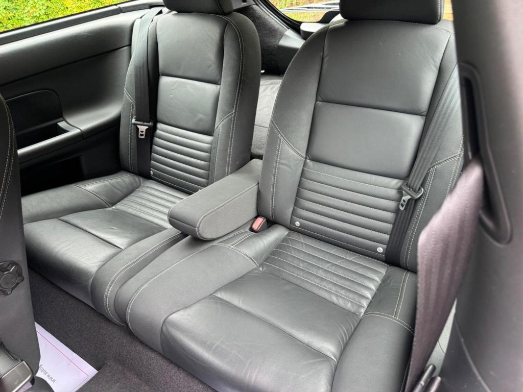 VOLVO C30 2.0 R-Design Lux Sports Coupe Euro 5 3dr 2012