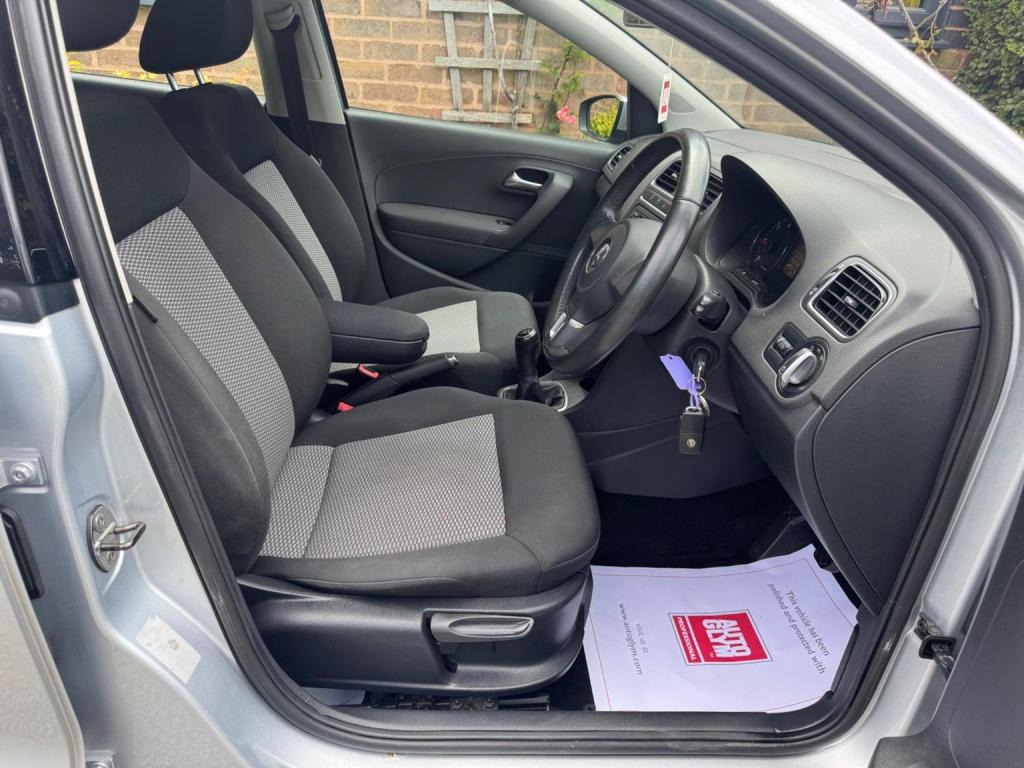 VOLKSWAGEN POLO 1.2 TDI BlueMotion Euro 5 (s/s) 5dr 2012