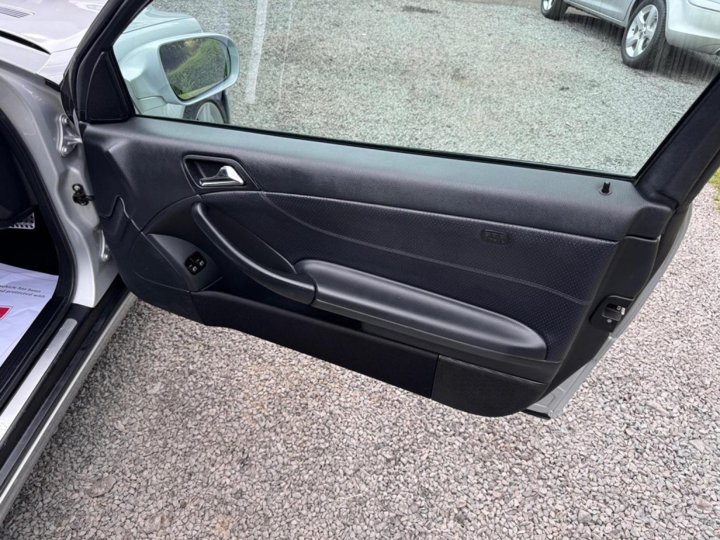 MERCEDES-BENZ CLC CLASS 2.1 CLC220 CDI Sport Coupe Auto Euro 4 3dr 2010