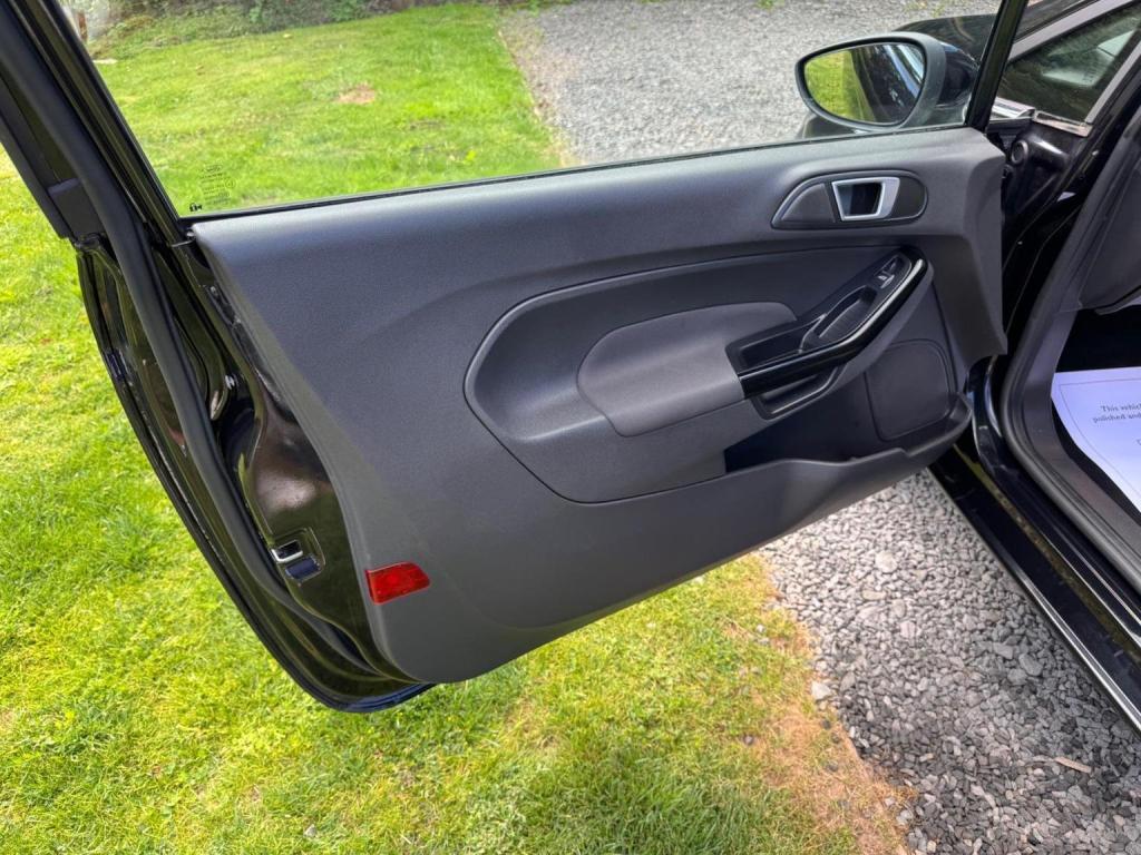 FORD FIESTA 1.0T EcoBoost Zetec Euro 5 (s/s) 3dr 2014