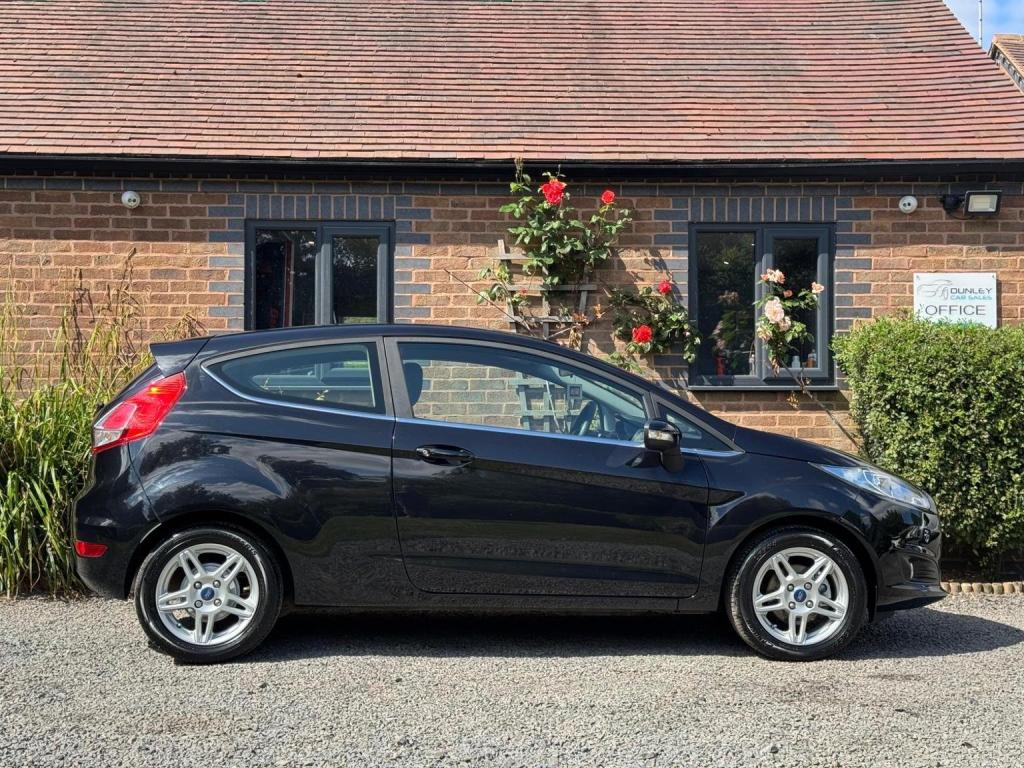 FORD FIESTA 1.0T EcoBoost Zetec Euro 5 (s/s) 3dr 2014