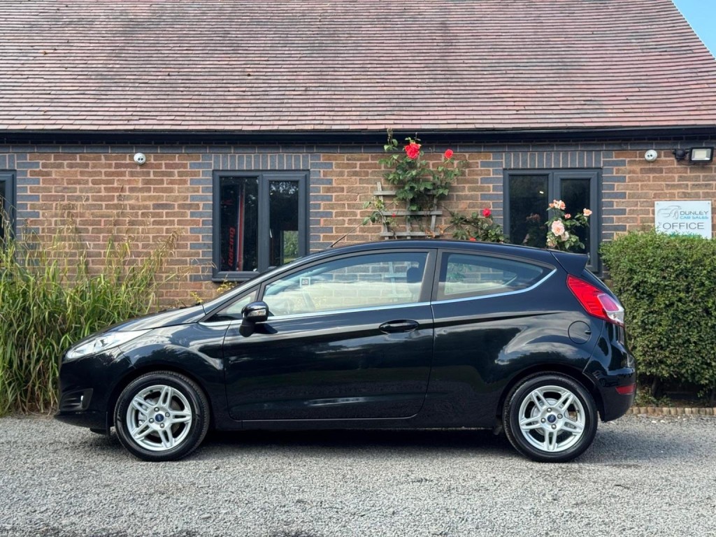 FORD FIESTA 1.0T EcoBoost Zetec Euro 5 (s/s) 3dr 2014