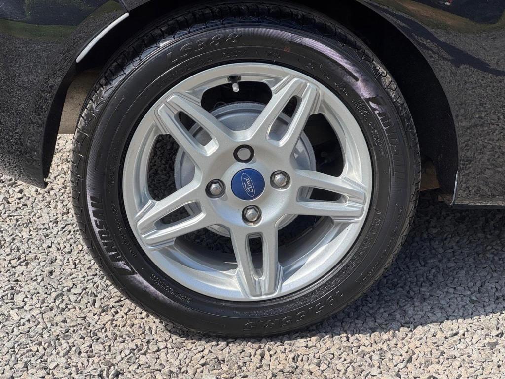 FORD FIESTA 1.0T EcoBoost Zetec Euro 5 (s/s) 3dr 2014