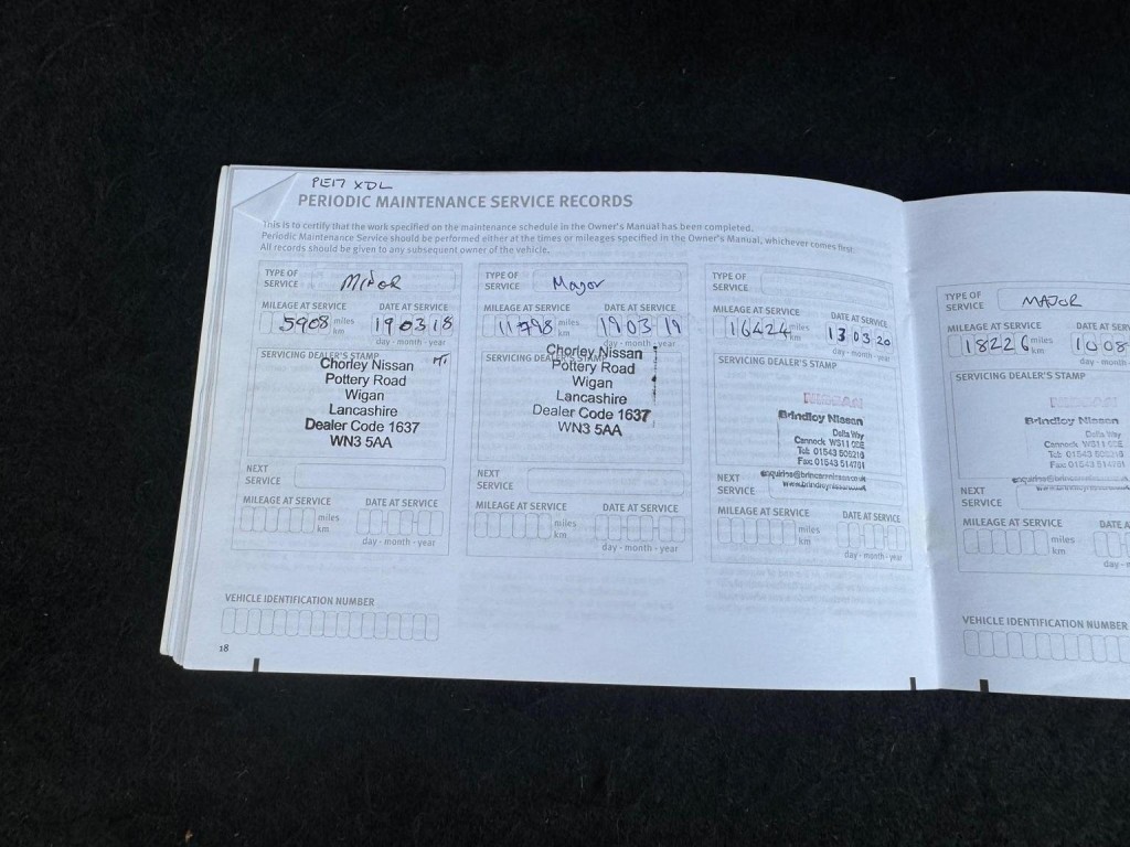 NISSAN LEAF 30kWh Tekna Auto 5dr 2017