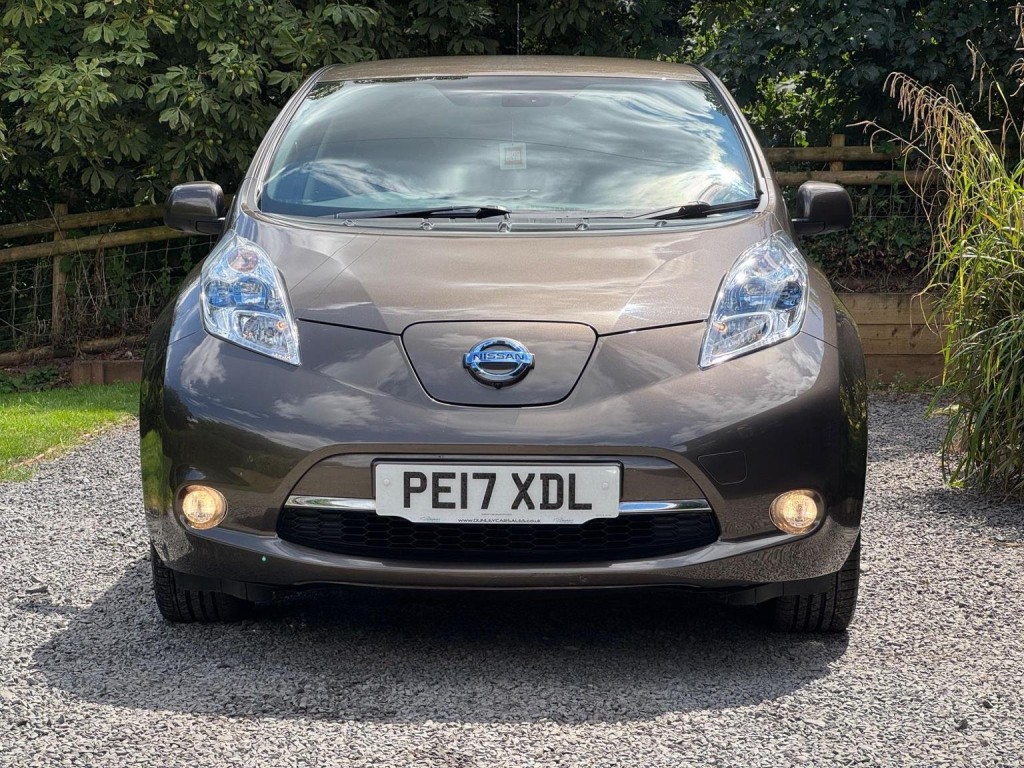 NISSAN LEAF 30kWh Tekna Auto 5dr 2017