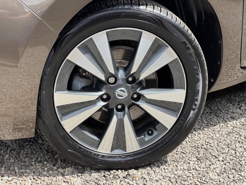 NISSAN LEAF 30kWh Tekna Auto 5dr 2017