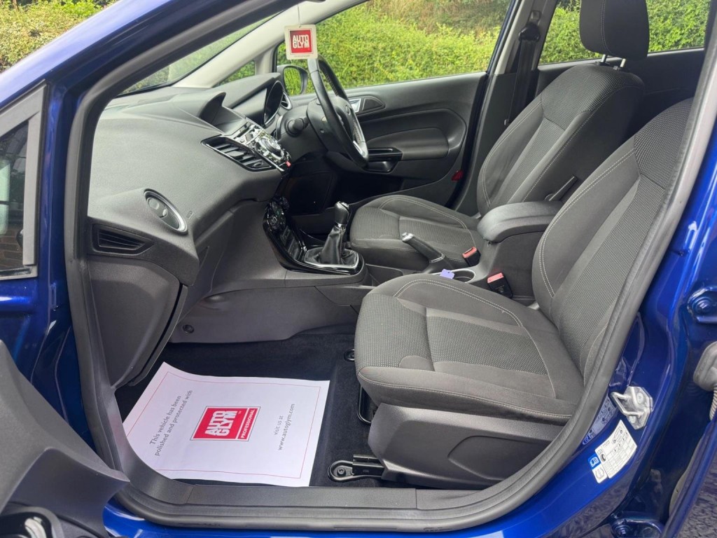 FORD FIESTA 1.0T EcoBoost Titanium Euro 6 (s/s) 5dr 2016