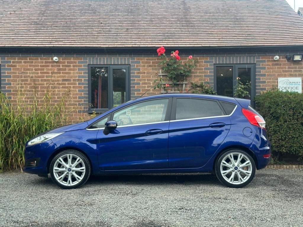 FORD FIESTA 1.0T EcoBoost Titanium Euro 6 (s/s) 5dr 2016