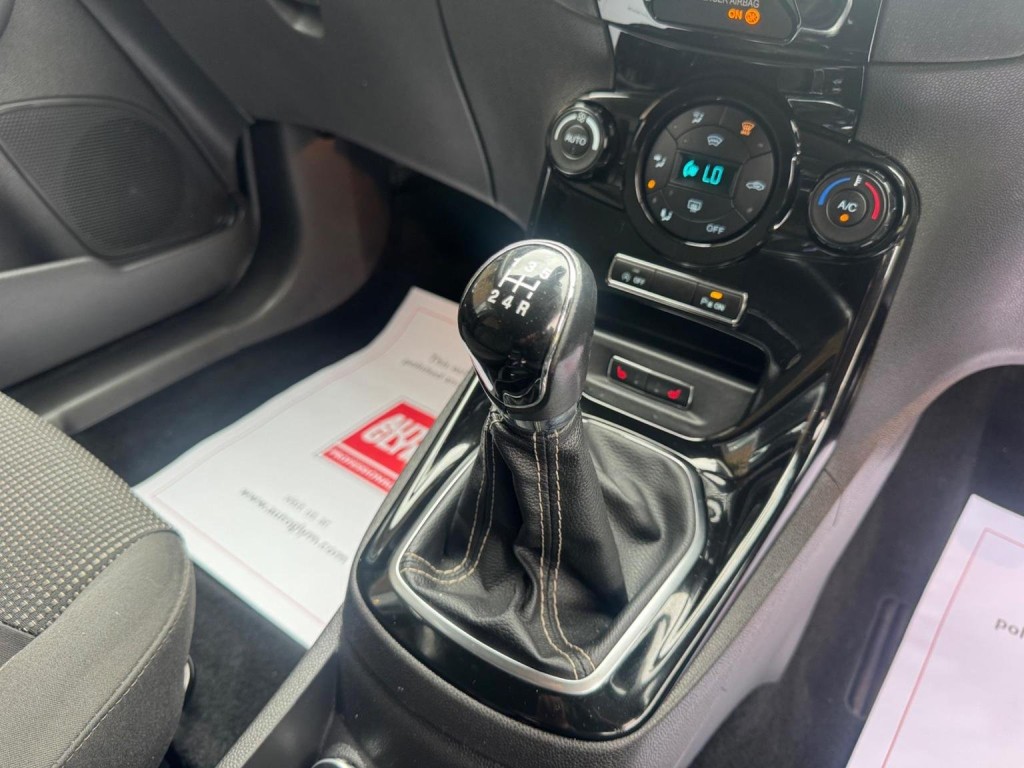 FORD FIESTA 1.0T EcoBoost Titanium Euro 6 (s/s) 5dr 2016