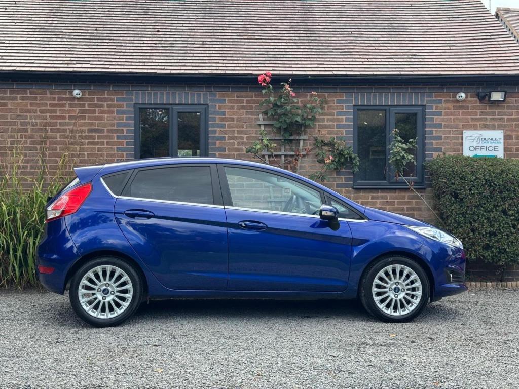 FORD FIESTA 1.0T EcoBoost Titanium Euro 5 (s/s) 5dr 2014