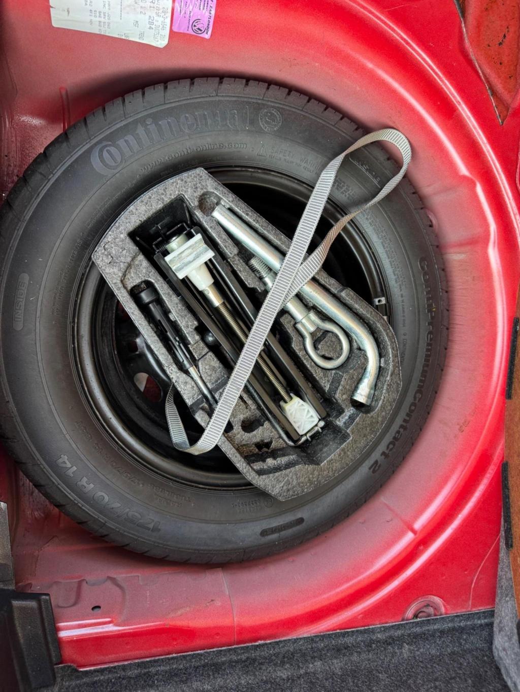 VOLKSWAGEN POLO 1.2 S Euro 5 5dr 2013