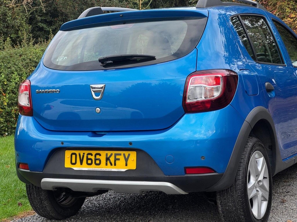 DACIA SANDERO STEPWAY 0.9 TCe Laureate Euro 6 (s/s) 5dr 2016