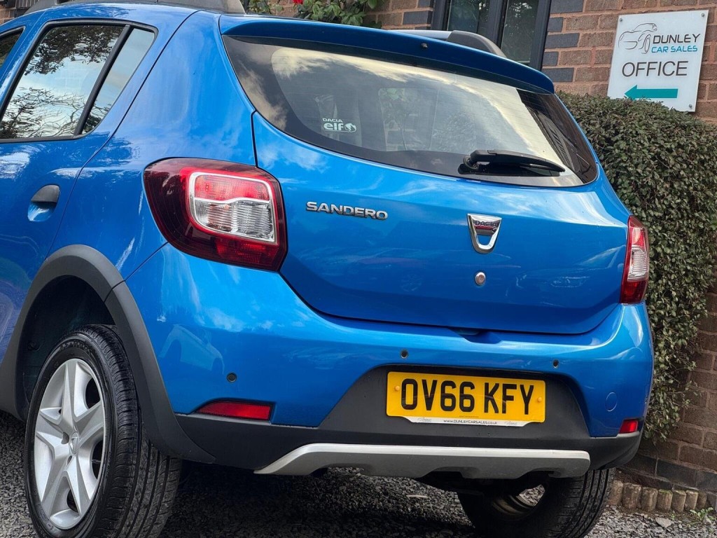 DACIA SANDERO STEPWAY 0.9 TCe Laureate Euro 6 (s/s) 5dr 2016