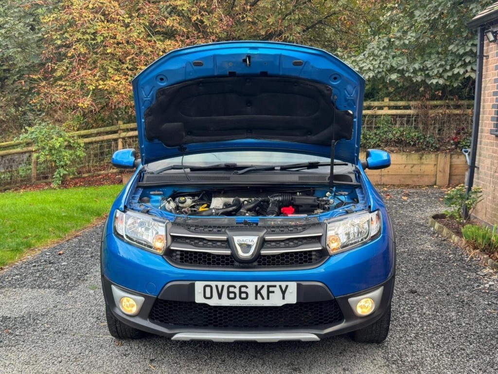 DACIA SANDERO STEPWAY 0.9 TCe Laureate Euro 6 (s/s) 5dr 2016