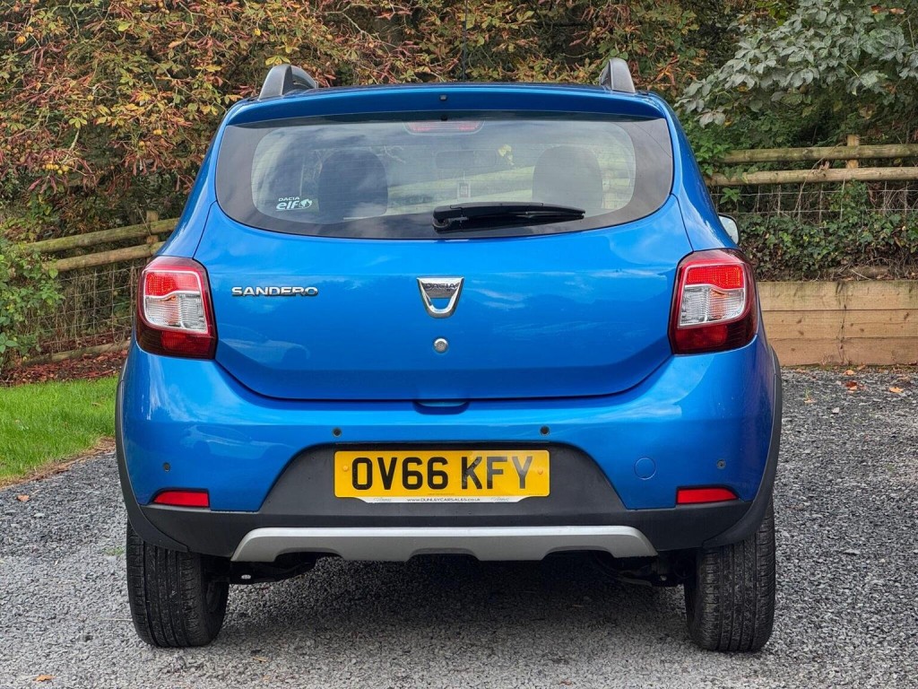 DACIA SANDERO STEPWAY 0.9 TCe Laureate Euro 6 (s/s) 5dr 2016