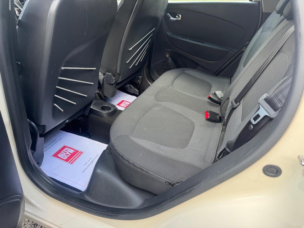 RENAULT CAPTUR 0.9 TCe ENERGY Dynamique MediaNav Euro 5 (s/s) 5dr 2014