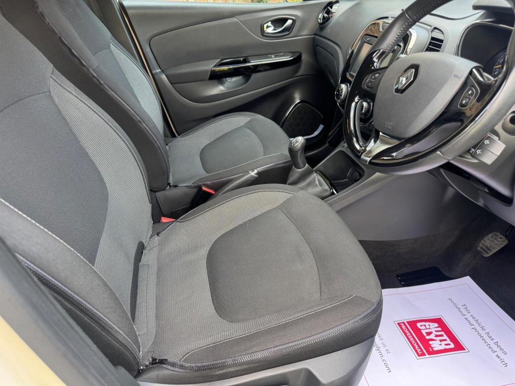 RENAULT CAPTUR 0.9 TCe ENERGY Dynamique MediaNav Euro 5 (s/s) 5dr 2014