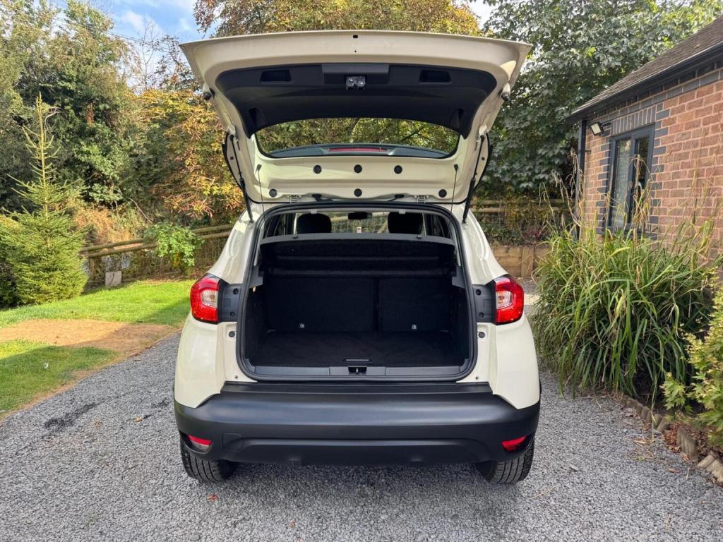 RENAULT CAPTUR 0.9 TCe ENERGY Dynamique MediaNav Euro 5 (s/s) 5dr 2014