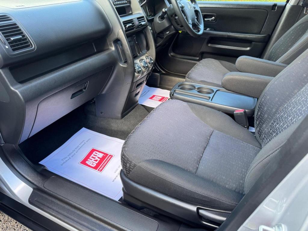 HONDA CR-V 2.0 i-VTEC Sport 5dr 2005