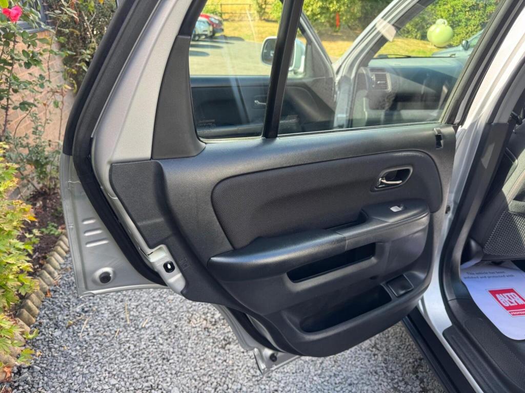 HONDA CR-V 2.0 i-VTEC Sport 5dr 2005