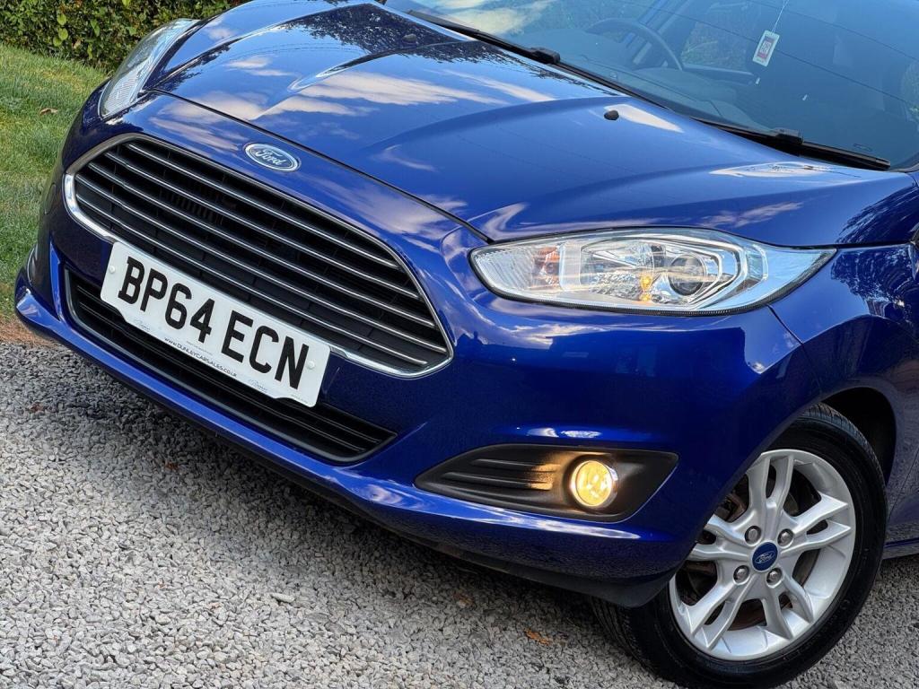 FORD FIESTA 1.0T EcoBoost Zetec Euro 5 (s/s) 5dr 2015