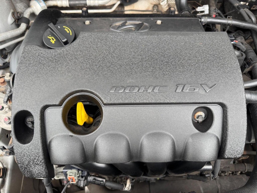 HYUNDAI I30 1.4 Comfort Euro 5 5dr 2011