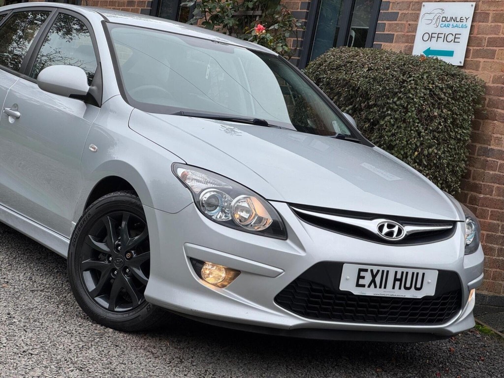 HYUNDAI I30 1.4 Comfort Euro 5 5dr 2011