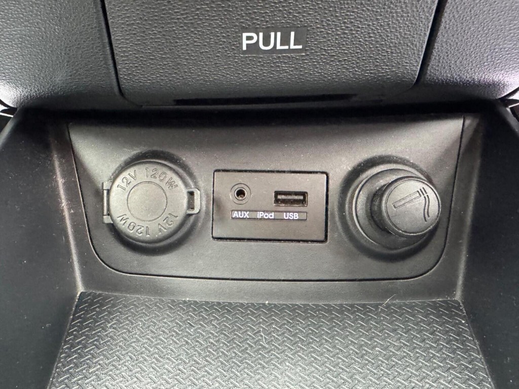 HYUNDAI I30 1.4 Comfort Euro 5 5dr 2011