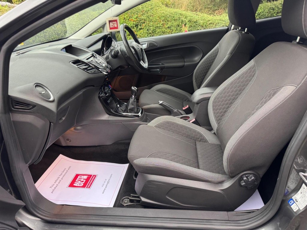 FORD FIESTA 1.0T EcoBoost Zetec S Euro 6 (s/s) 3dr 2015