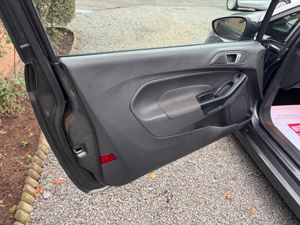 FORD FIESTA 1.0T EcoBoost Zetec S Euro 6 (s/s) 3dr 2015